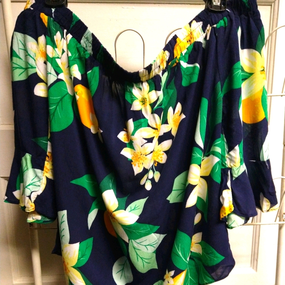 Cute off the shoulder floral top